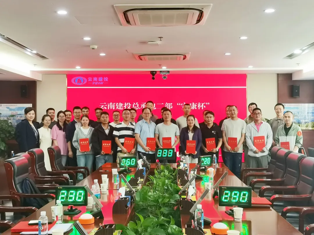 bbcc6f27c48a9c98f643e4cdfb74ac0.jpg